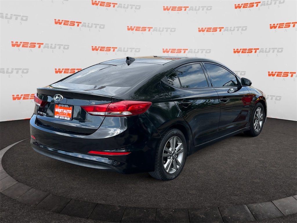 Vehicle image 5 of 34