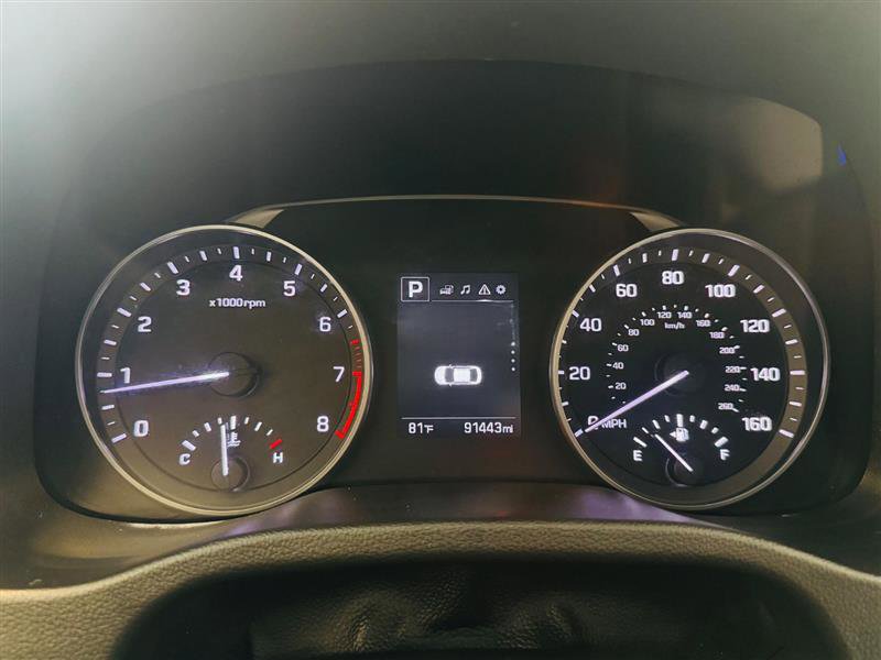 Vehicle image 16 of 27