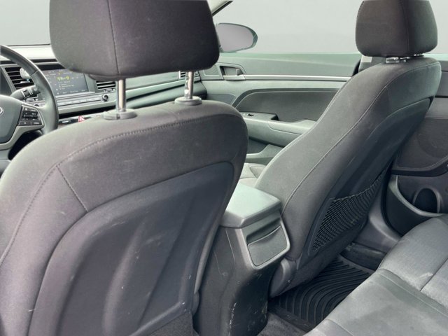 Vehicle image 14 of 43