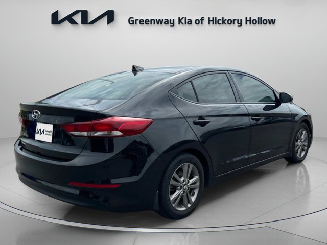 Vehicle image 5 of 43
