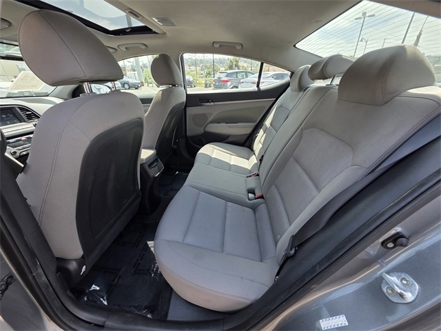 Vehicle image 13 of 38
