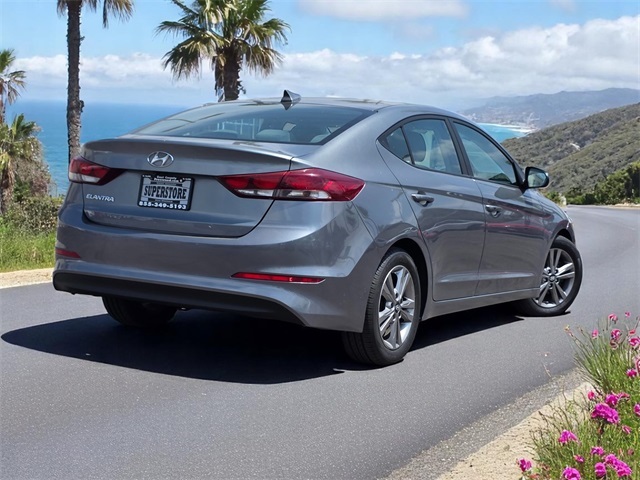 Vehicle image 5 of 38