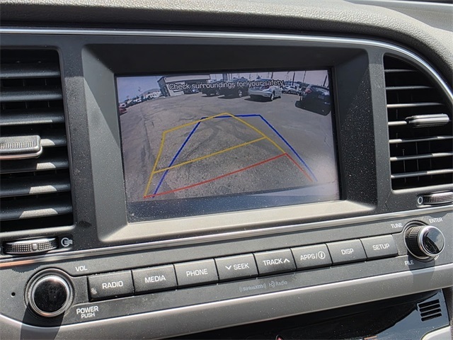 Vehicle image 24 of 38