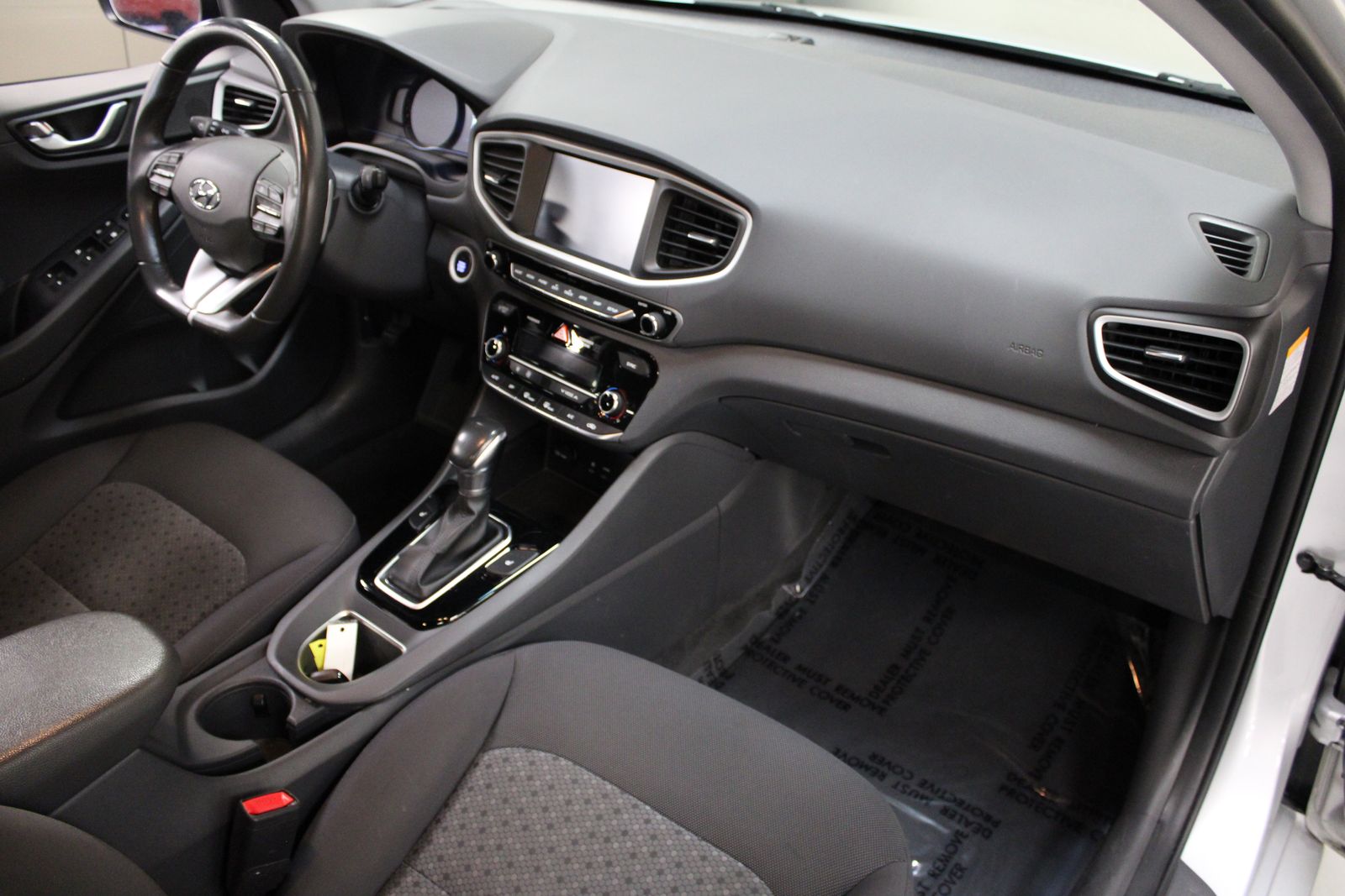 Vehicle image 24 of 35