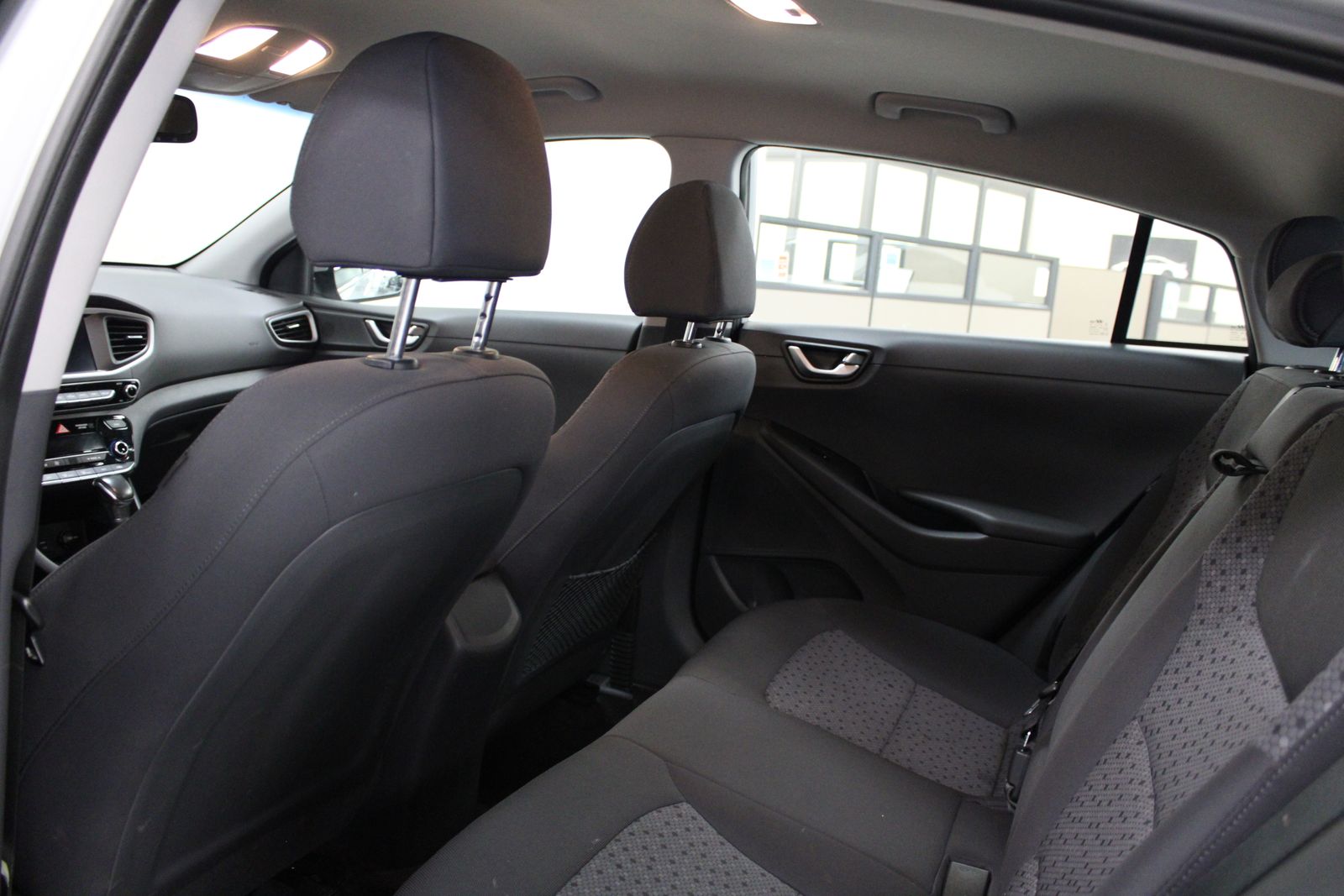 Vehicle image 22 of 35