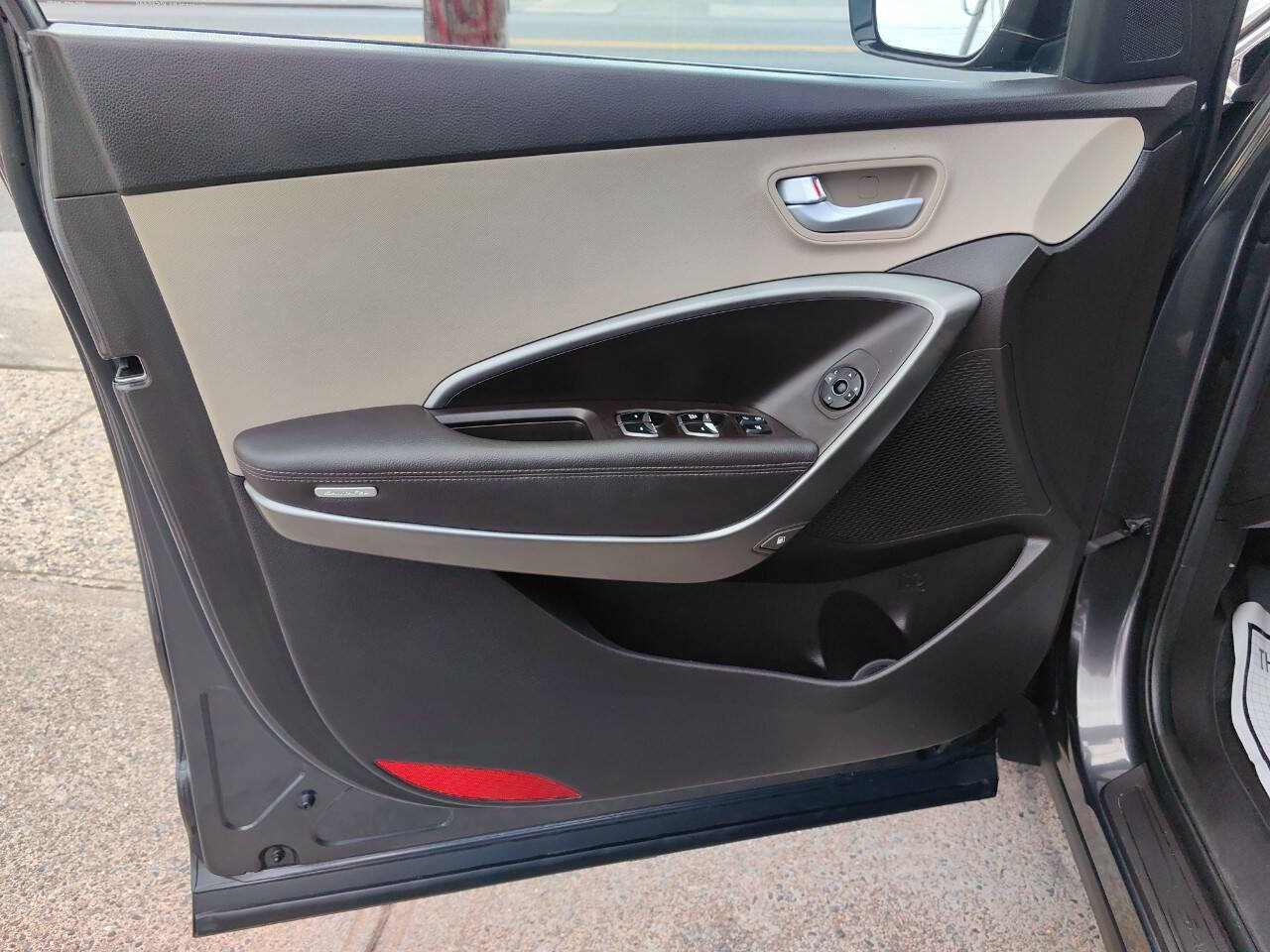 Vehicle image 15 of 36