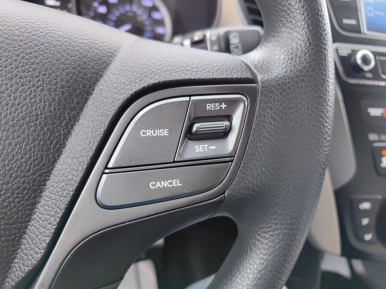 Vehicle image 25 of 36