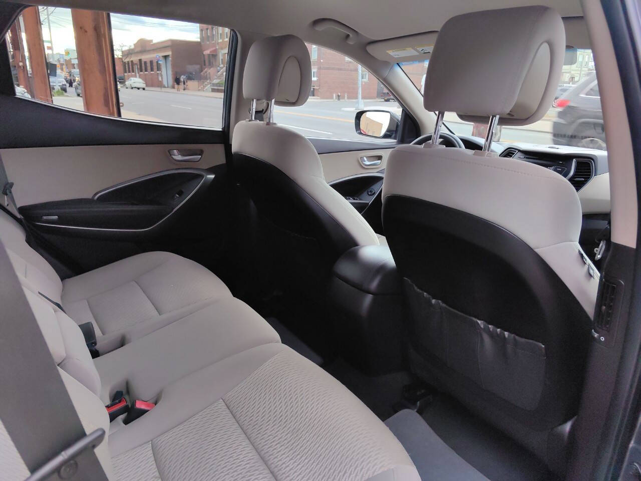 Vehicle image 22 of 36