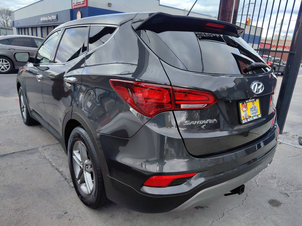 Vehicle image 8 of 36