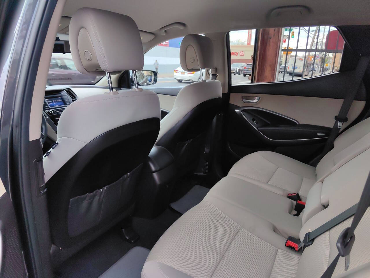 Vehicle image 20 of 36