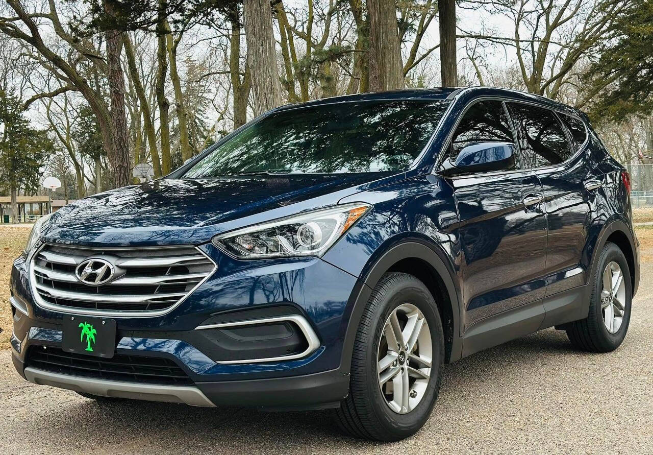 2018 Hyundai Santa Fe Sport 2.4L Image 1 of 7