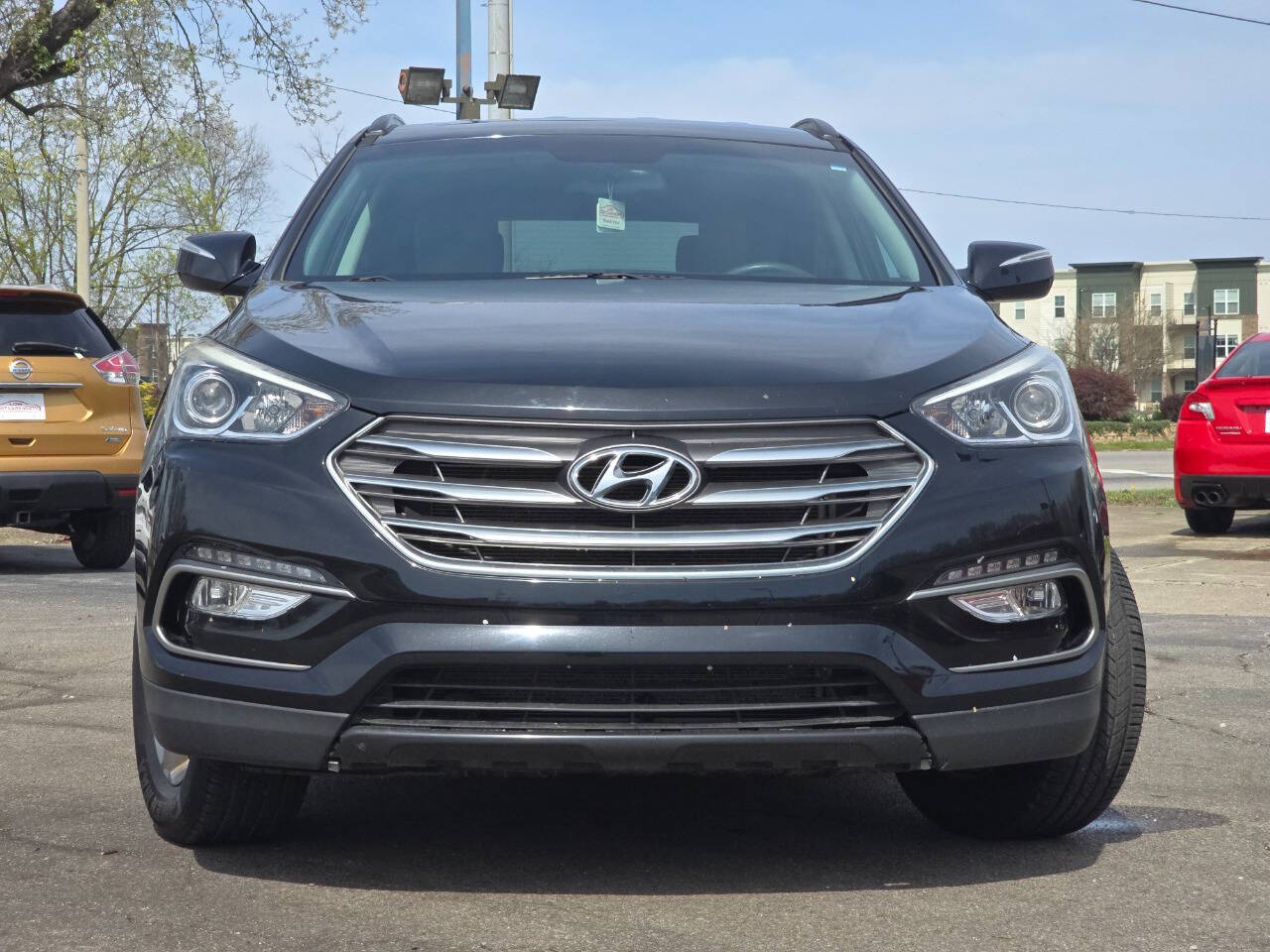 2018 Hyundai Santa Fe Sport 2.4L Image 2 of 27