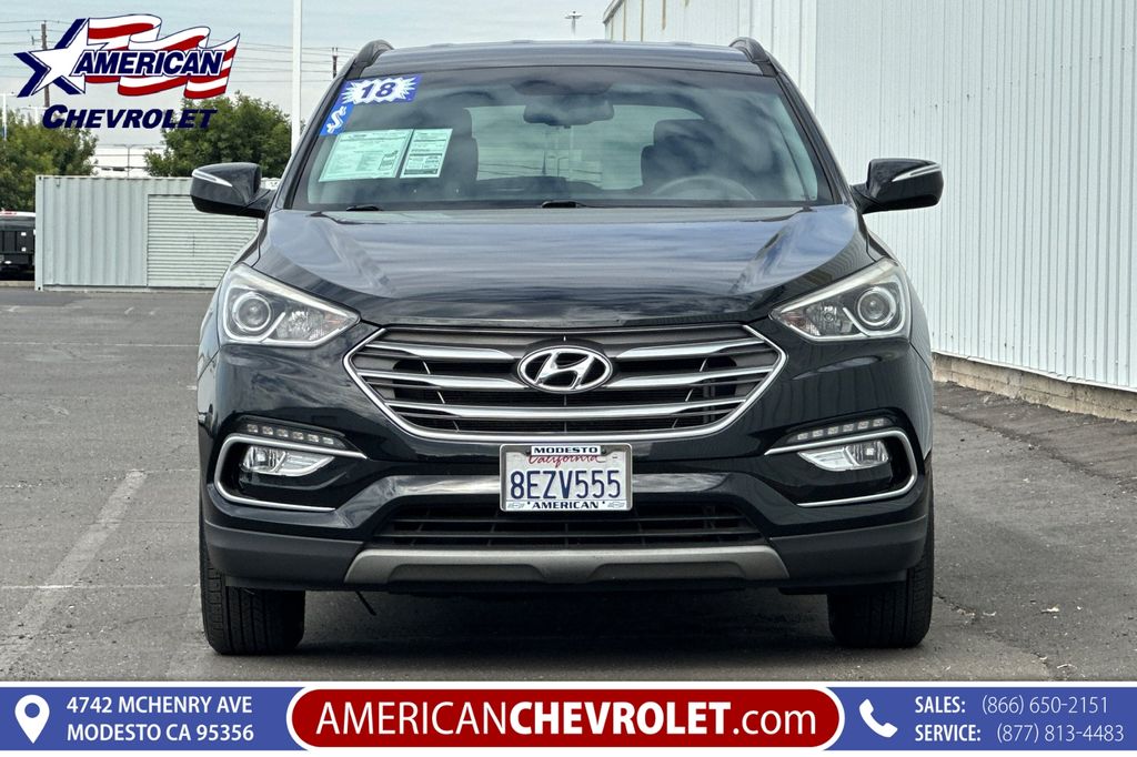 2018 Hyundai Santa Fe Sport 2.4L Image 2 of 39