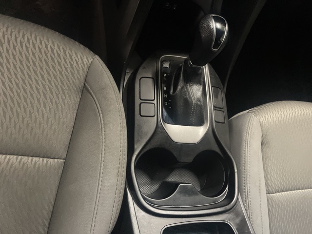 Vehicle image 17 of 25