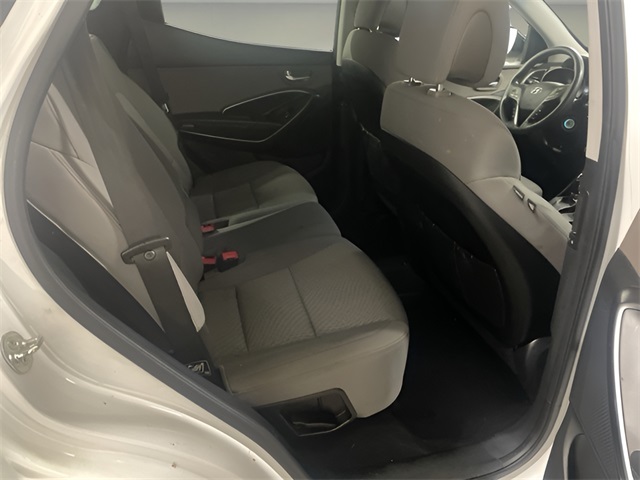 Vehicle image 14 of 25