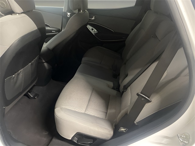 Vehicle image 13 of 25