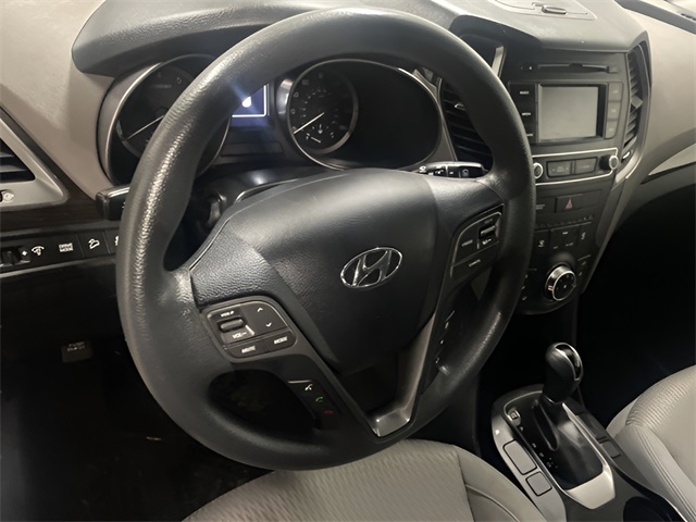 Vehicle image 18 of 25