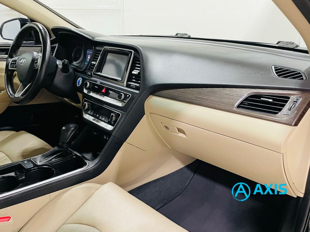 2018 Hyundai Sonata Limited Image 32 of 46