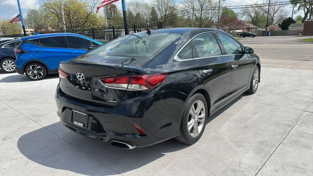 Vehicle image 5 of 17