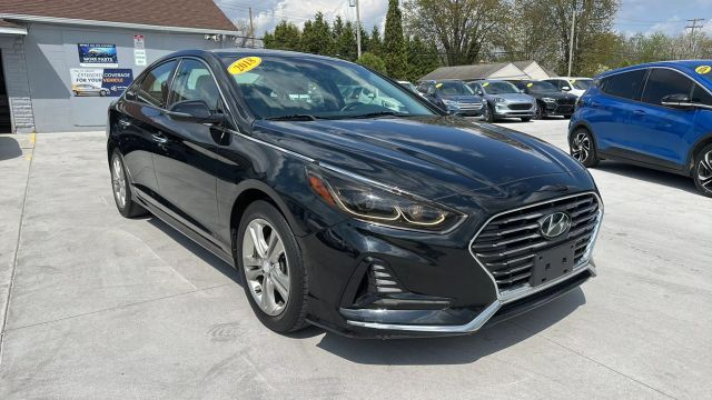 Vehicle image 3 of 17
