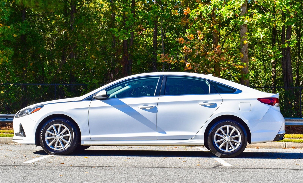 2018 Hyundai Sonata SE Image 9 of 30