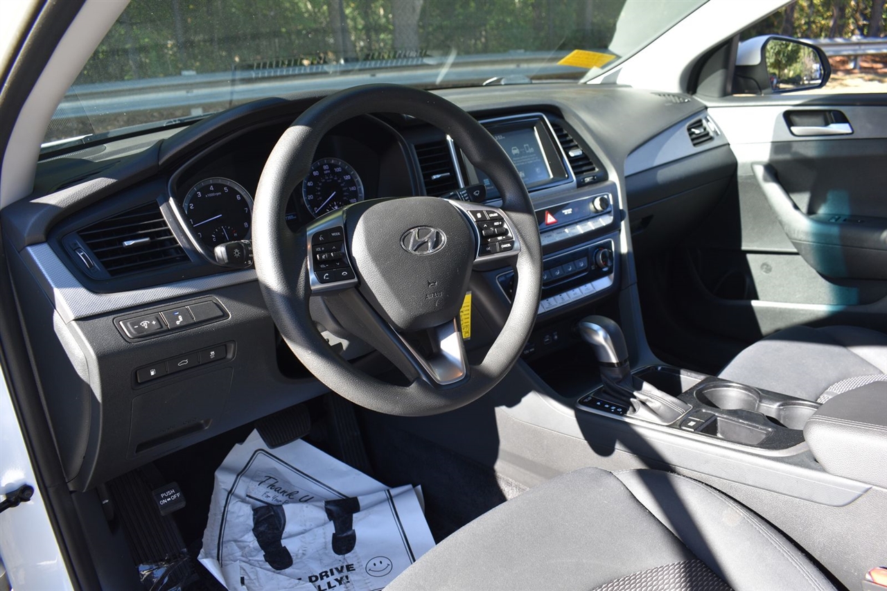 2018 Hyundai Sonata SE Image 17 of 30
