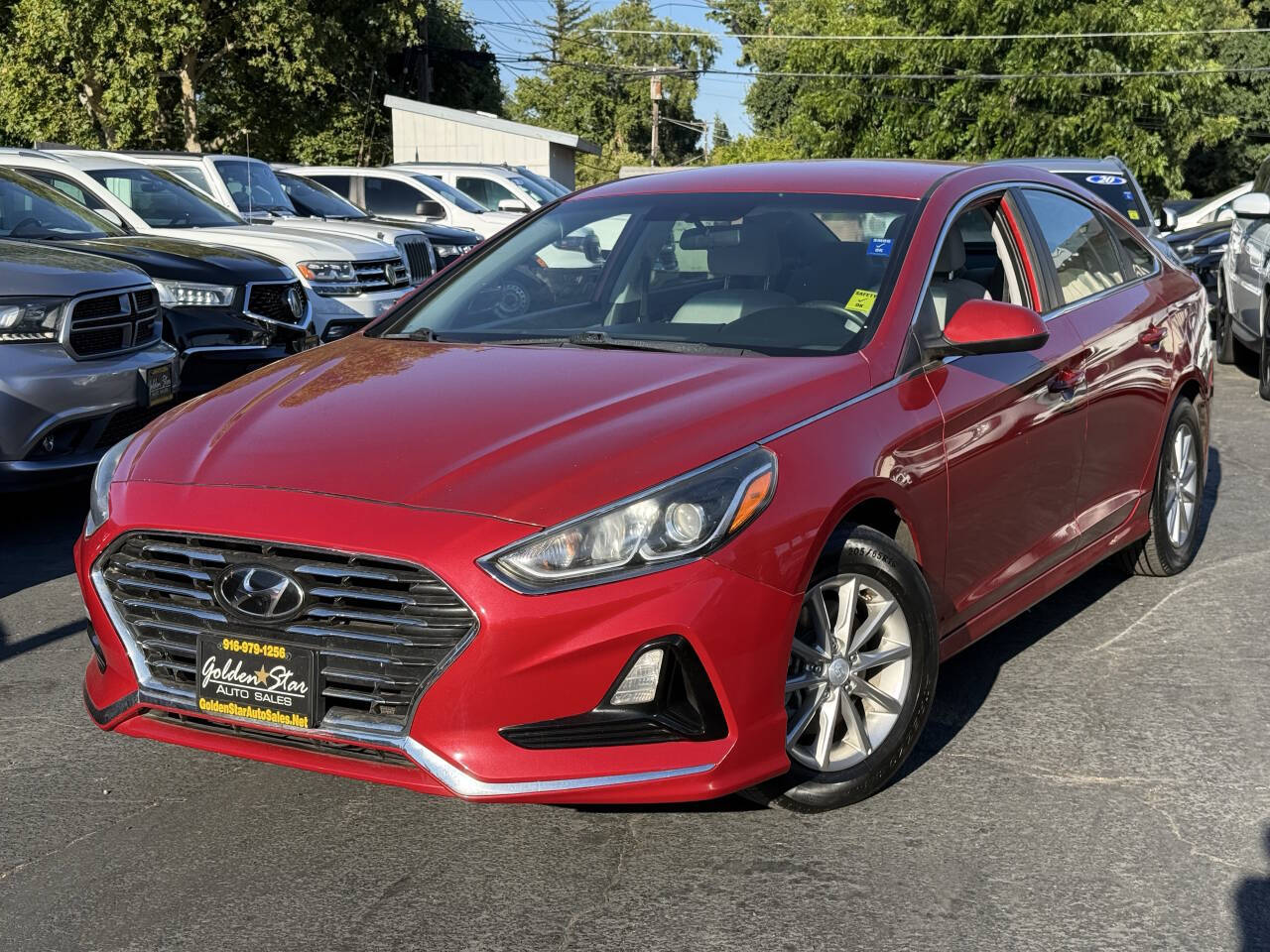 2018 Hyundai Sonata SE Image 2 of 12