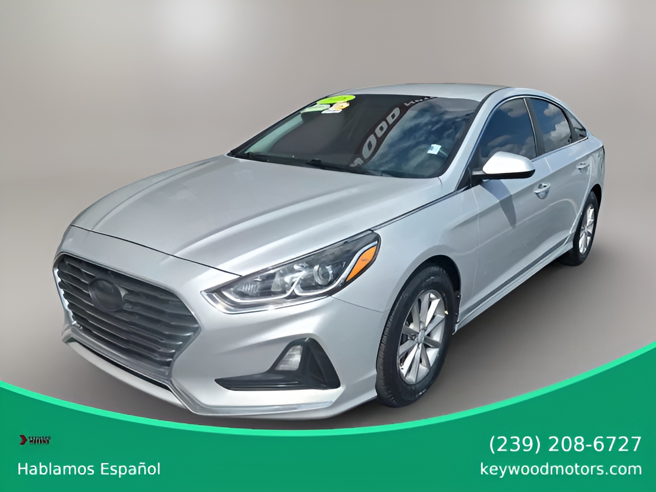 Vehicle image 19 of 25