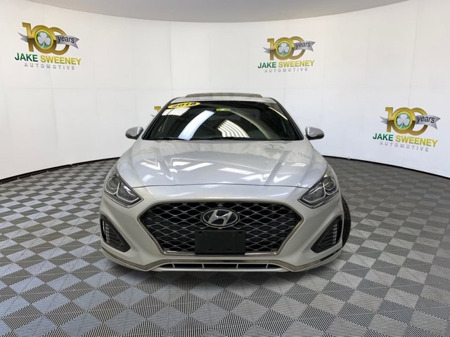 Vehicle image 4 of 29