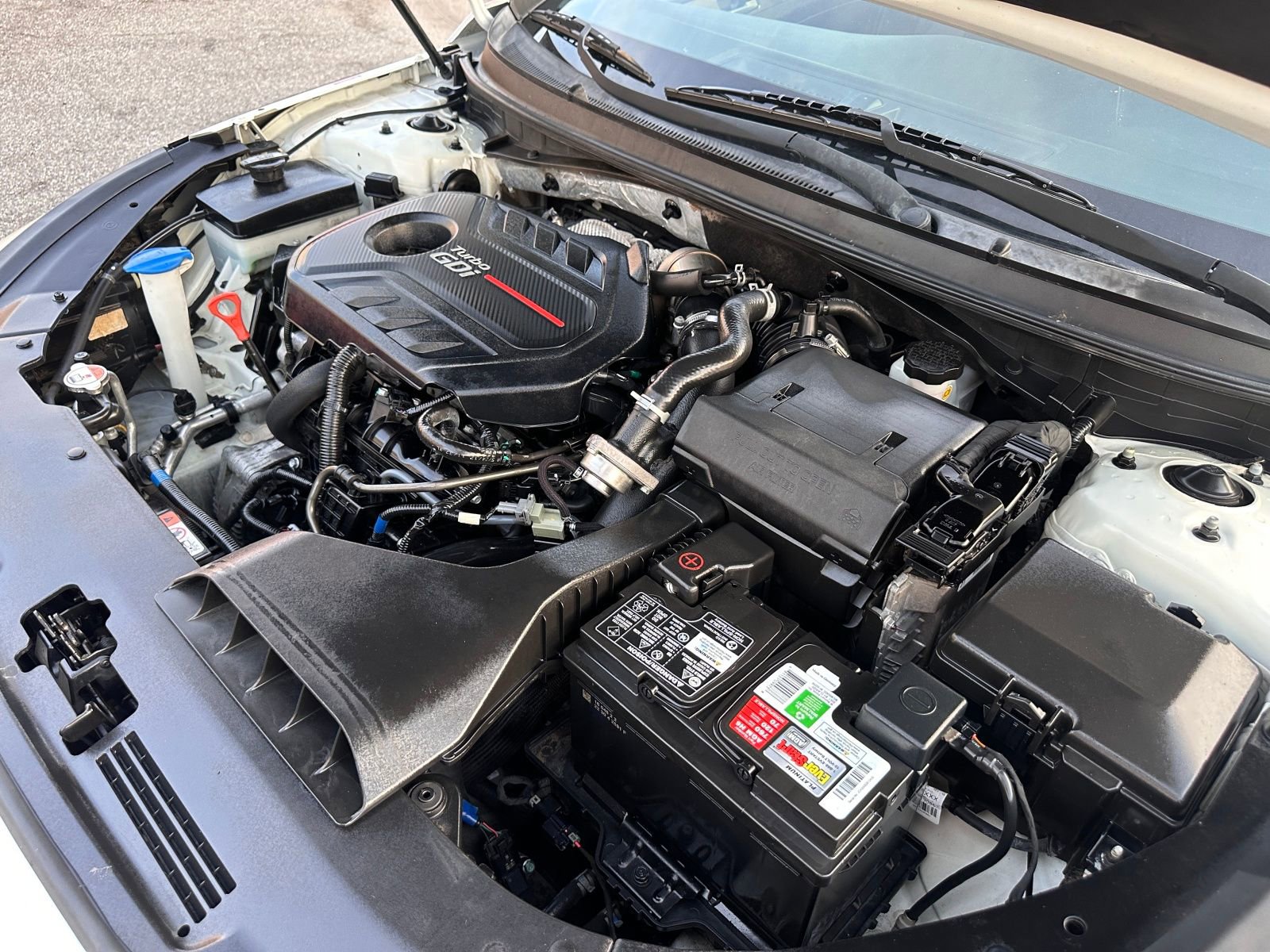 Vehicle image 10 of 21