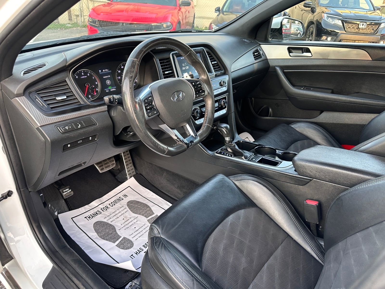 Vehicle image 15 of 21