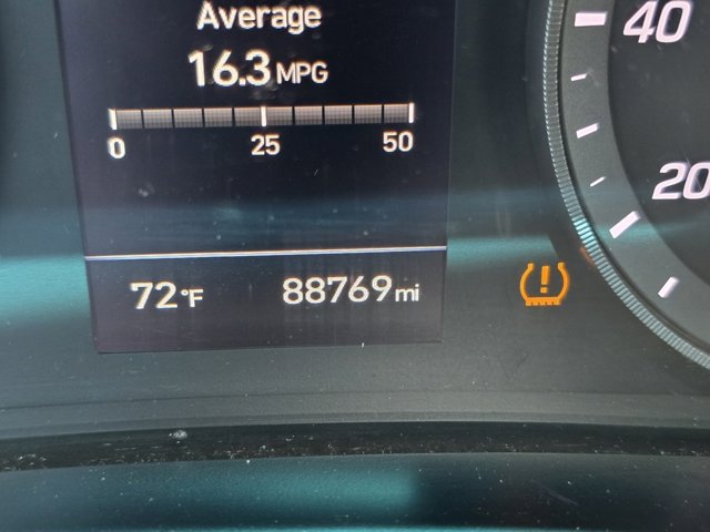 Vehicle image 12 of 27