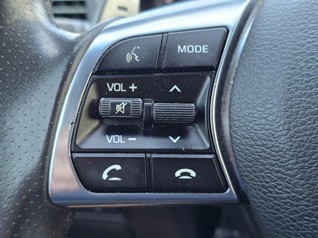 Vehicle image 19 of 27