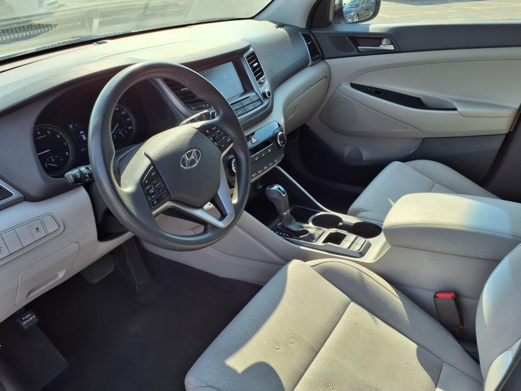 Vehicle image 9 of 20