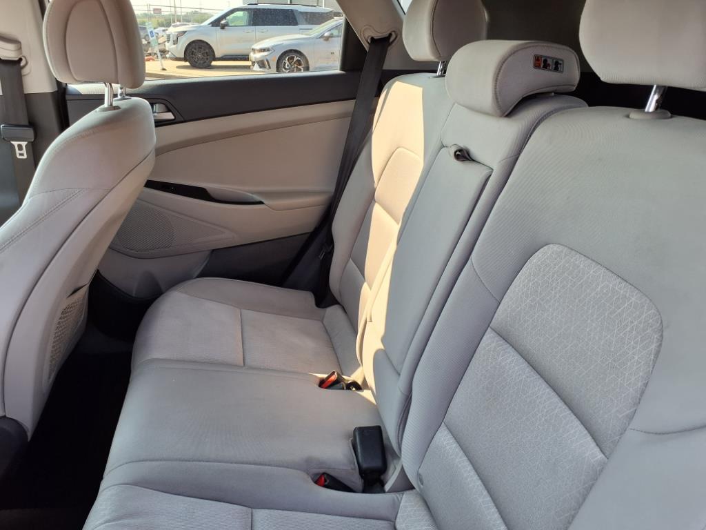 Vehicle image 6 of 20