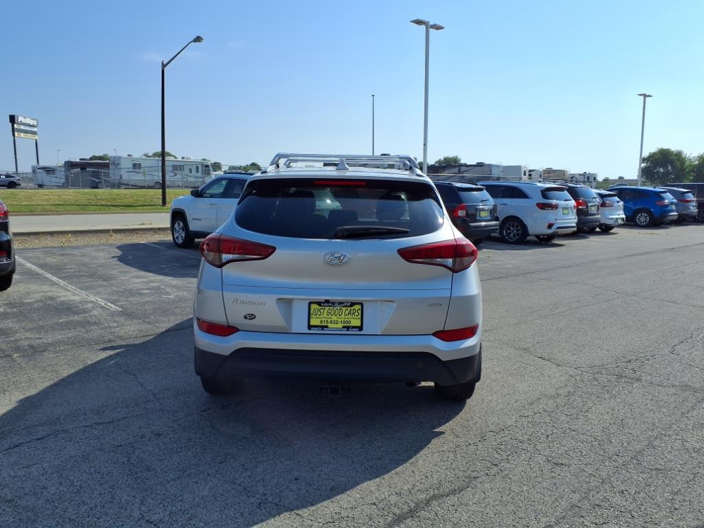 Vehicle image 4 of 20