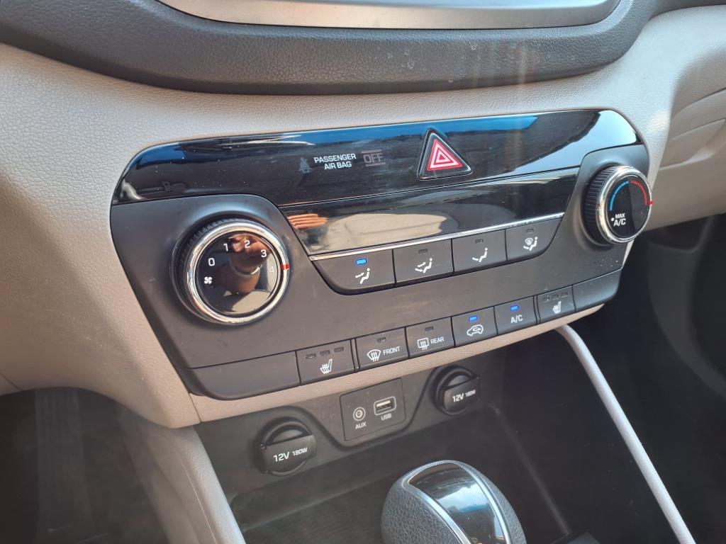 Vehicle image 19 of 20