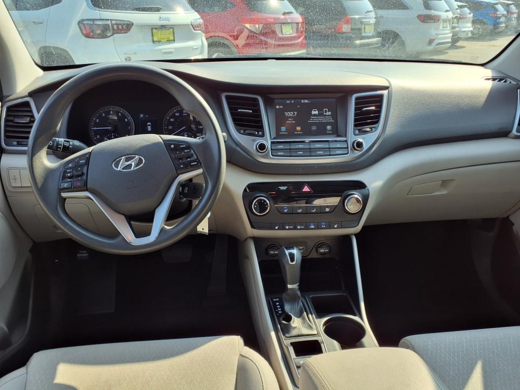 Vehicle image 8 of 20