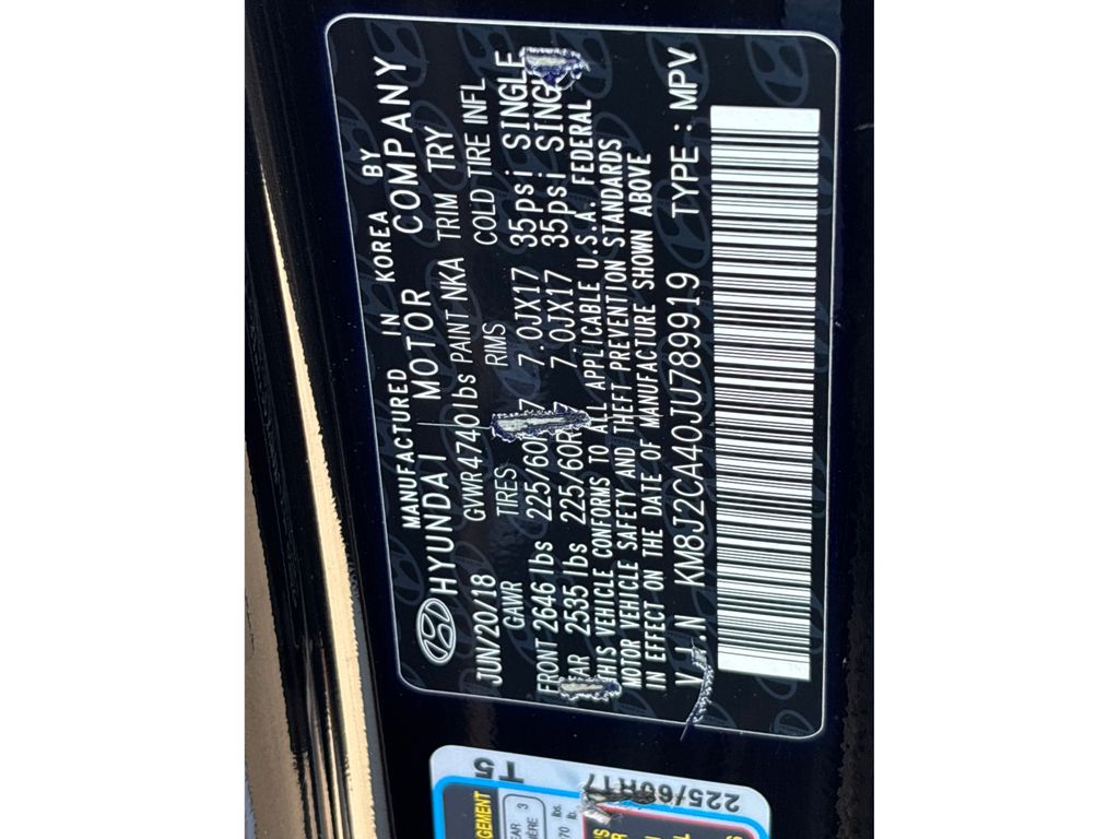 Vehicle image 27 of 33