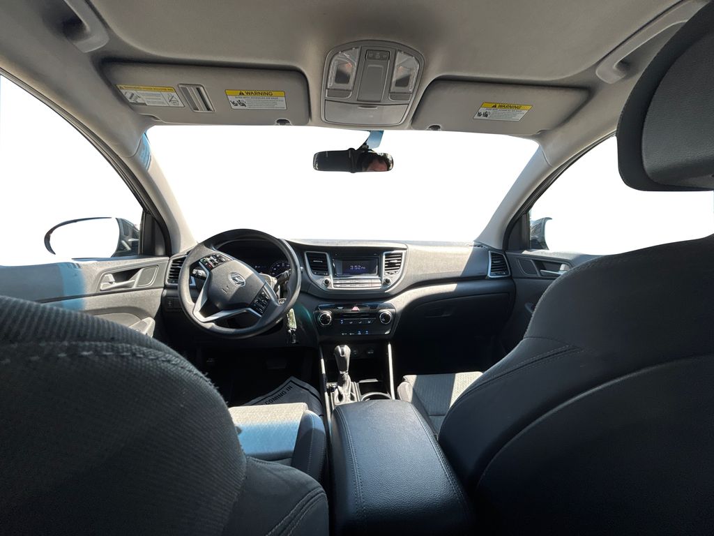 Vehicle image 15 of 33