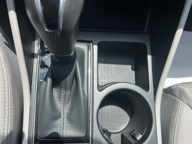 Vehicle image 19 of 29