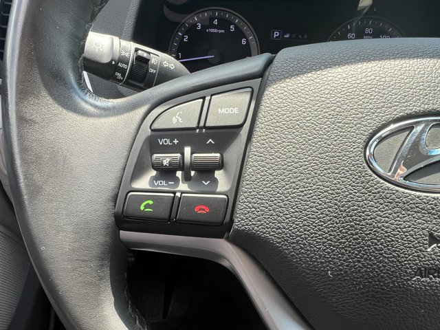 Vehicle image 22 of 29