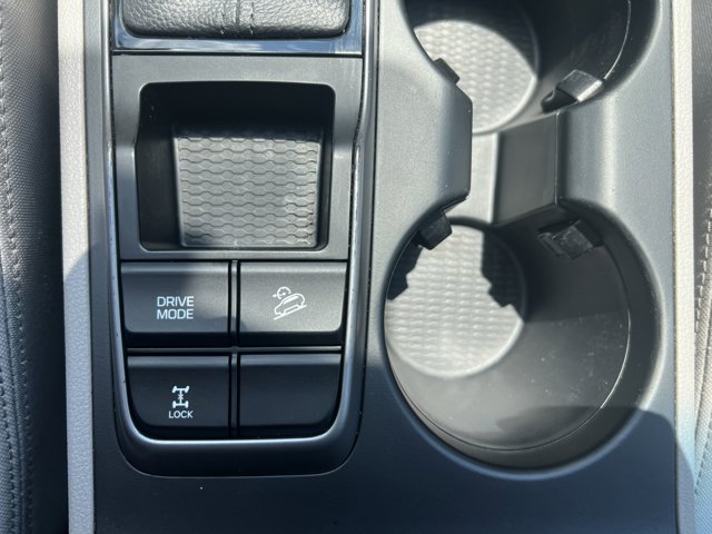 Vehicle image 28 of 29