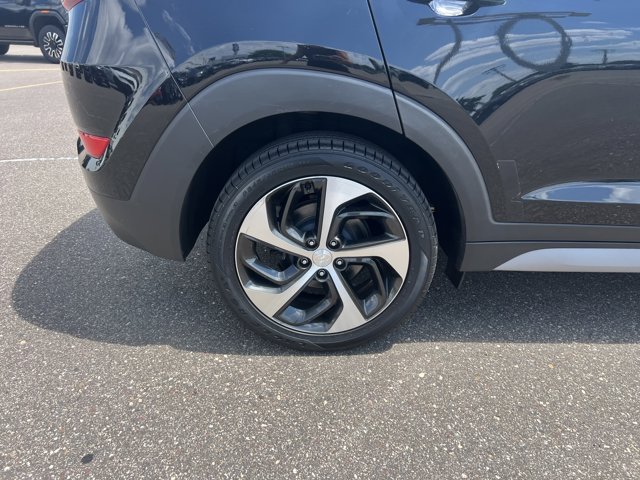 Vehicle image 9 of 29