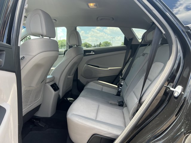 Vehicle image 11 of 29