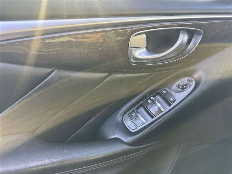 2018 INFINITI Q50 3.0T Luxe Image 24 of 32