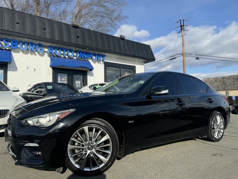 2018 INFINITI Q50 3.0T Luxe Image 1 of 32