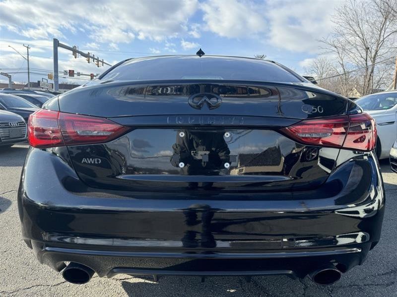 2018 INFINITI Q50 3.0T Luxe Image 6 of 32