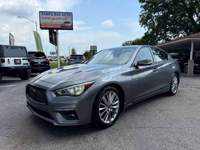 2018 INFINITI Q50 3.0T Luxe Image 2 of 22