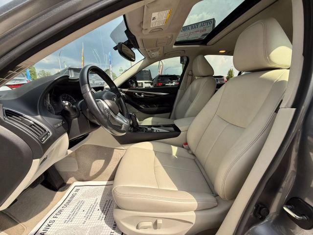 2018 INFINITI Q50 3.0T Luxe Image 16 of 22